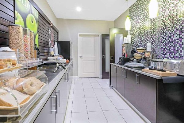 La Quinta Inn Ste Ada